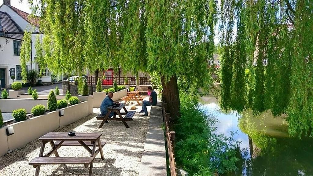 Hotel The George At Nunney Esterno foto
